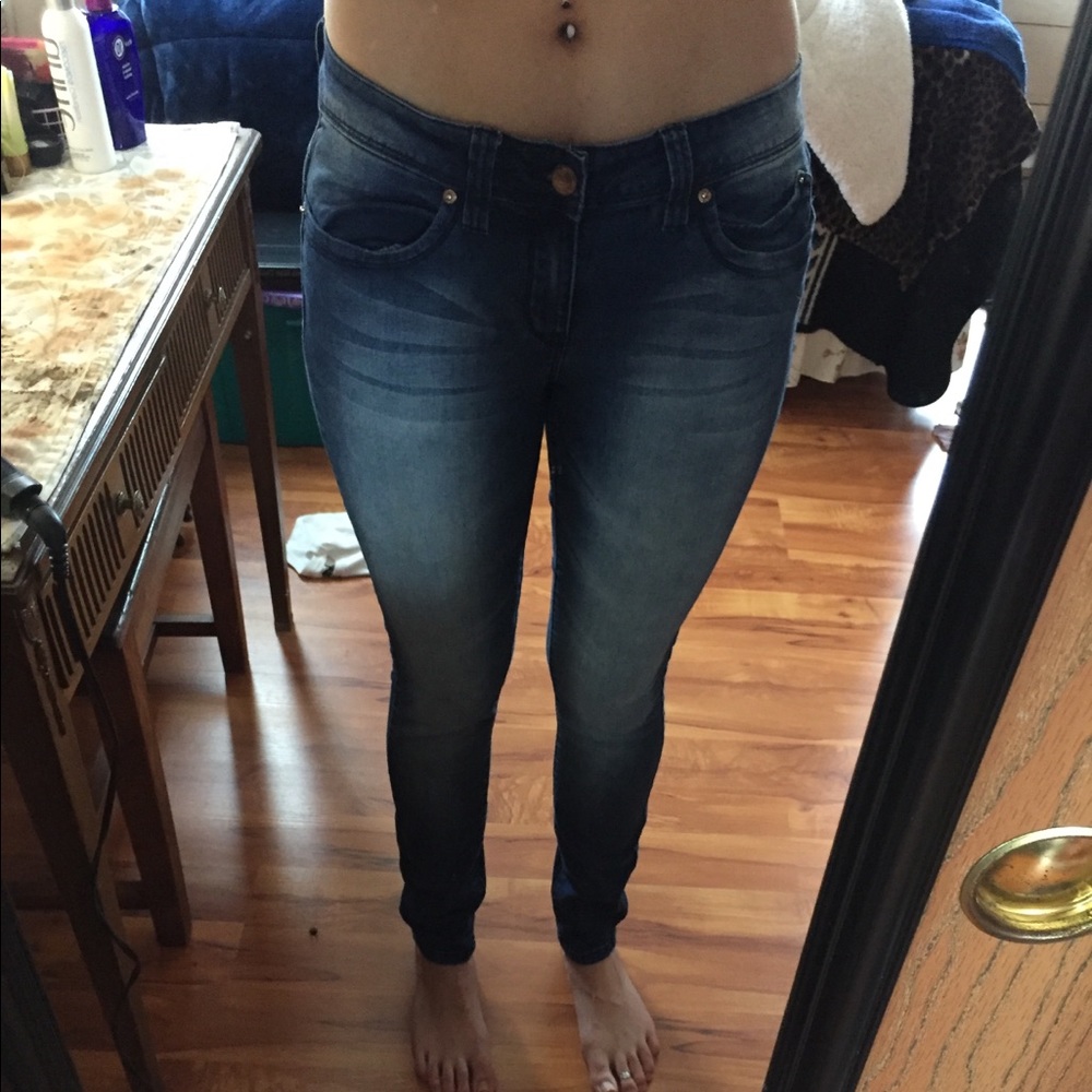 Dark blue faded skinny jeans